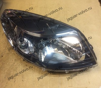 Фара правая Renault Sandero черная