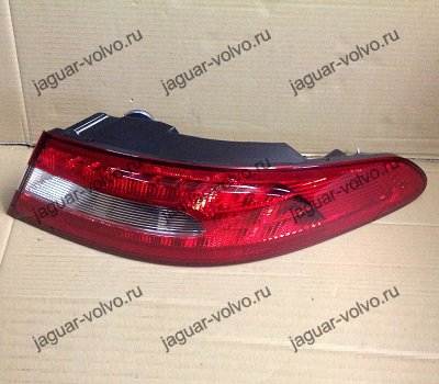 Фонарь правый Jaguar XF дорестайлинг